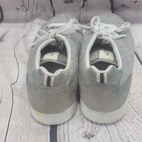ELLEN DeGeneres Gray and White Tennis Shoes Felt type outside material - Picture 10 of 14